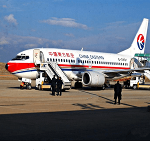 温州机场物流航空快运业稳步发展的原因是什么？